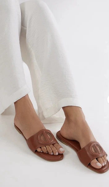 NWT Brown Flat Sandals Slides 7.5