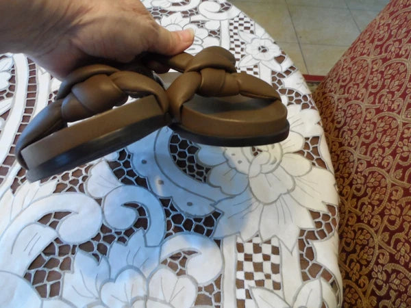 Lafayette 148 New York Brown lamb Leather Quilted Knotted Slide Sandals Size 7M