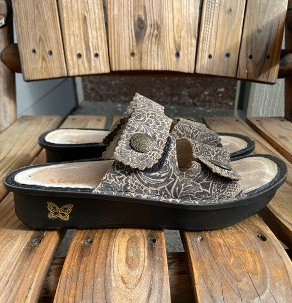 Algeria Leather Adjustable Slide Sandal Sandra Freedom Rock Comfort Brown Size 9