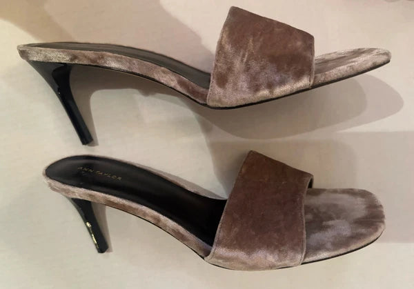 Ann Taylor Women’s Velvet Mule Sandals 3” Stilettos Bronze Size 9, Spring Sexy