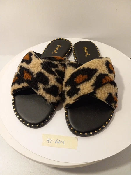 Qupid Karzen 36  Style Woman Leopard Sandals  various Size available