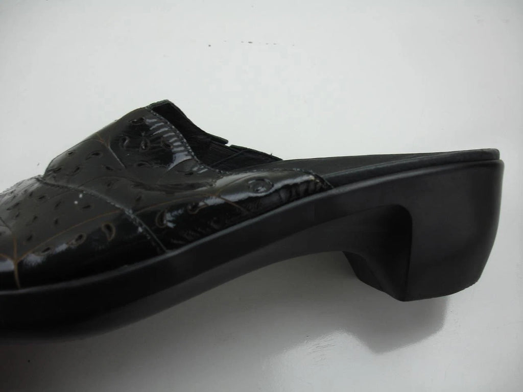 Women's 10 B M Aravon Petra Black Patent Leather Sandals Open Toe Slide Slip-On