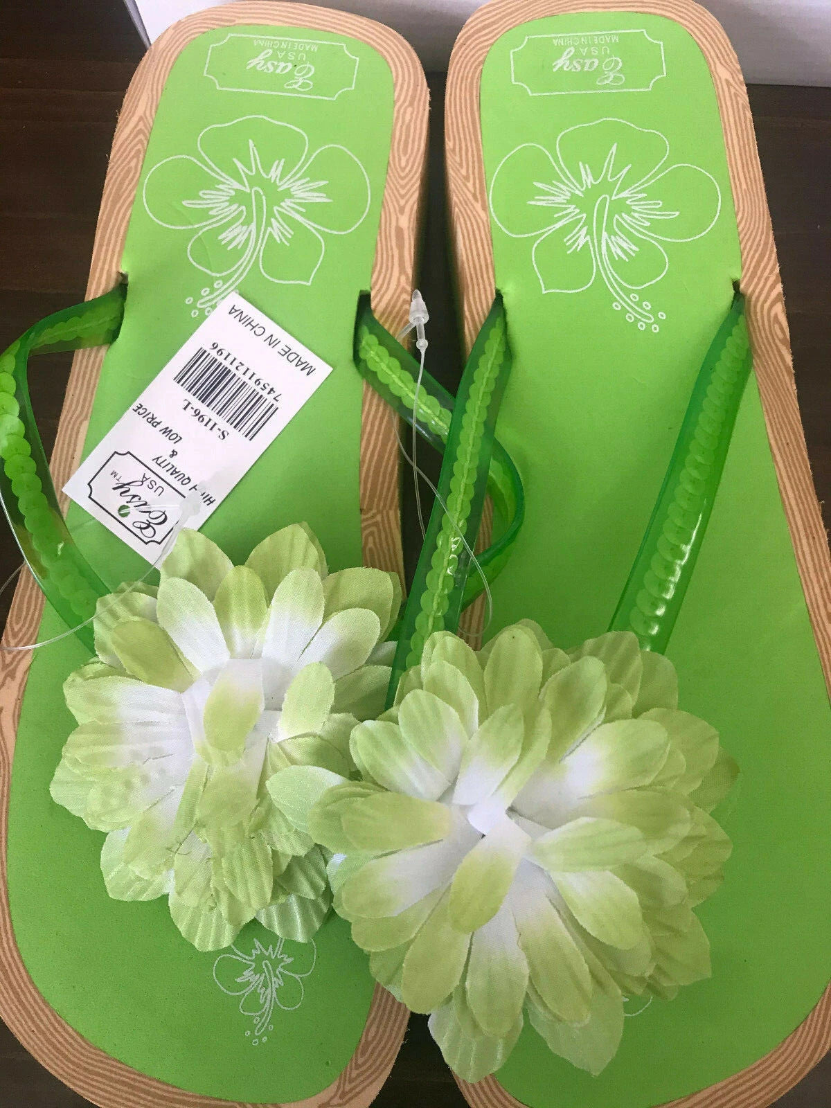 Women Sandals, NEW, Nice Color, Fashionable style with flower