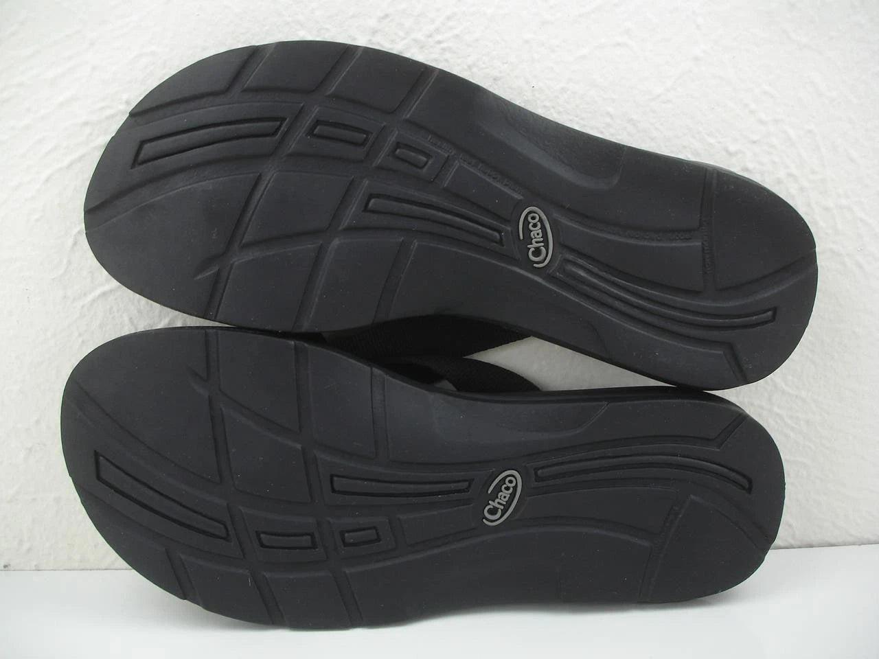 Women's sz 6 M Chaco Classic Flip Slip Slide Sandals Flat Solid Black Flat Thong