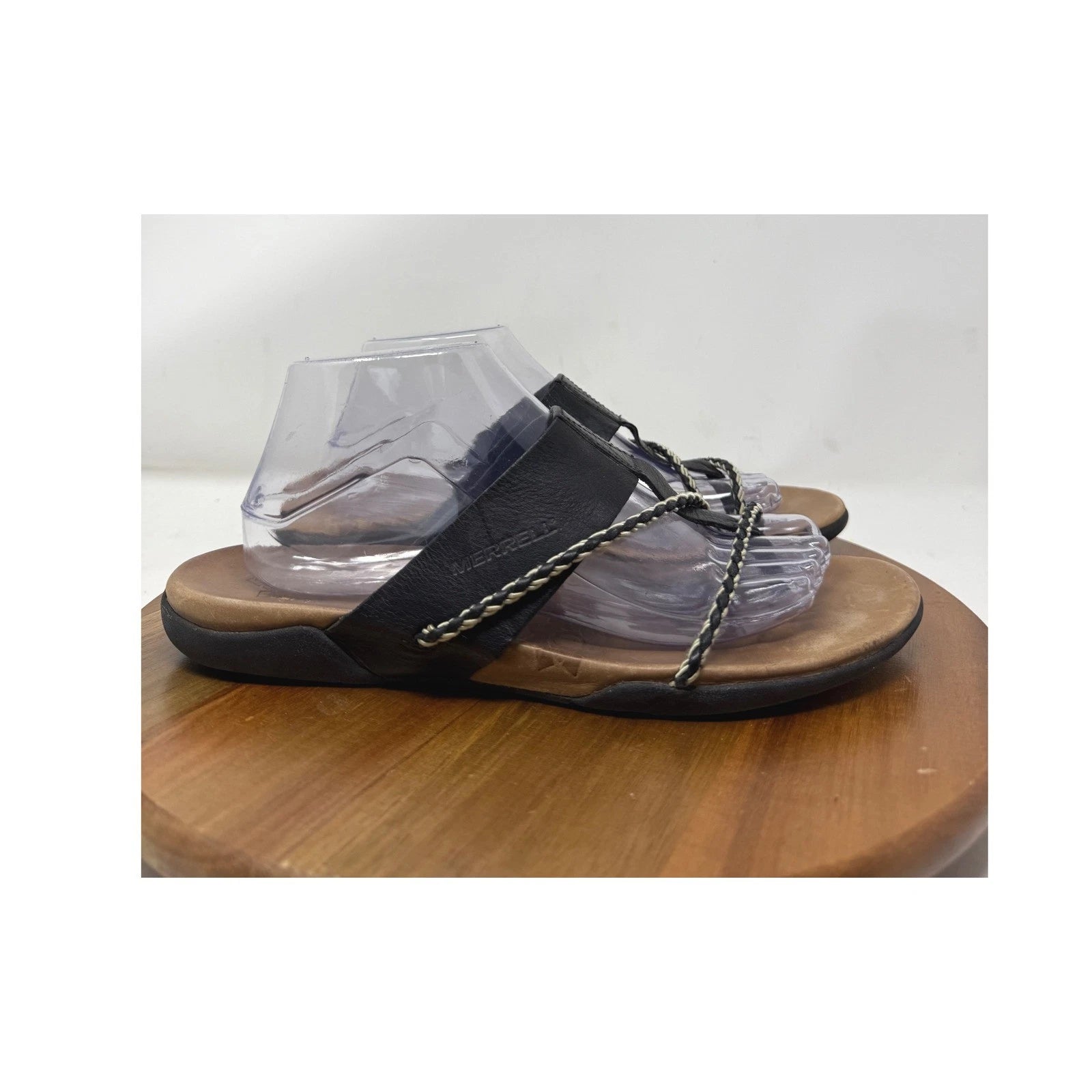 Merrell Amber Black Leather Braided Strap Sandals Women's US 10 Thong