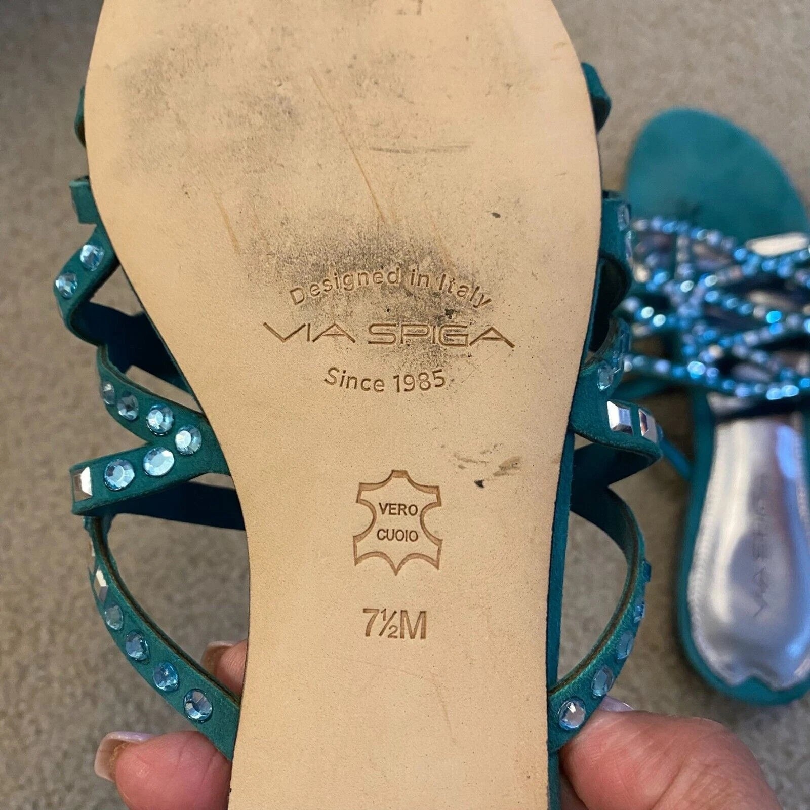 VIA SPIGA DUSTIN Green Suede Jeweled Designer Fashion Thongs Sandals 7.5/ $155