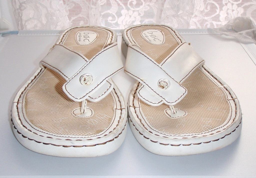 Women Sandels Worn White Size 10 Gently Broken In Used Flip Flop Style Cushioned