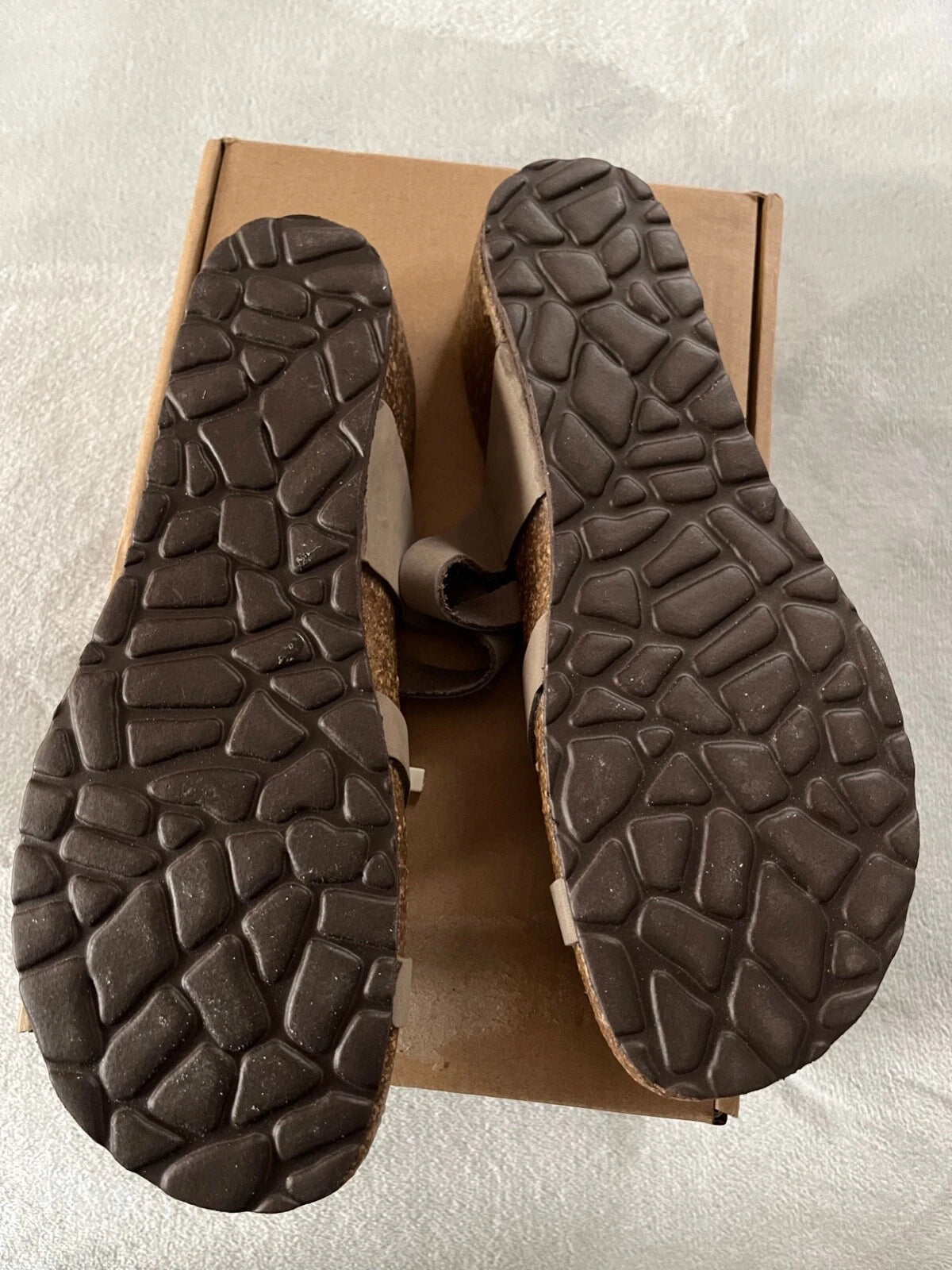 A. GIANNETTI Comfort style Toe Loop Sandals Size 9 Made in Italy color Clay NEW