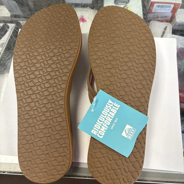 Women's Cushion Breeze Flip-Flop, Tan/Smoothie, 9