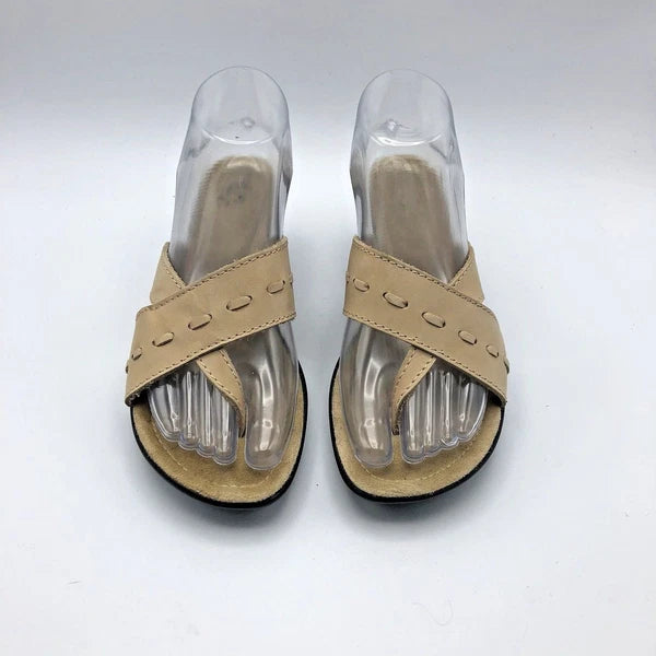 Jessica Style and Comfort Women Beige Suede Slide Sandal Shoe Size 8B Pre Owned