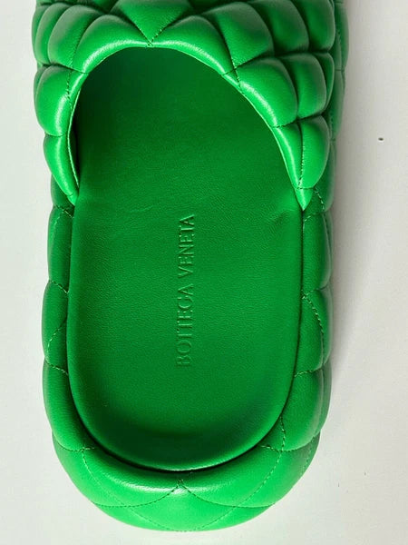 NIB $1450 Bottega Veneta Green Quilted Leather Padded Sandals 10 US 708885 IT