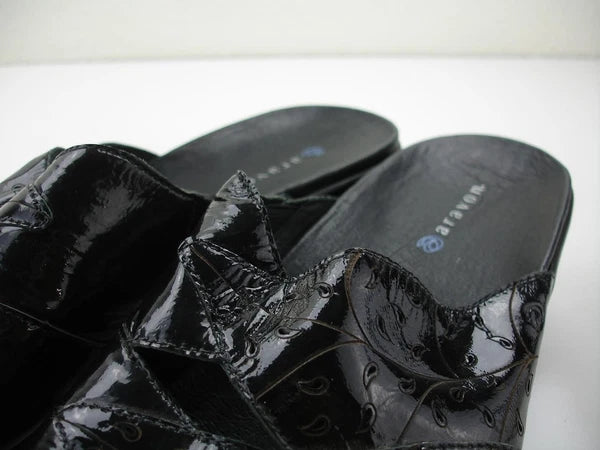 Women's 10 B M Aravon Petra Black Patent Leather Sandals Open Toe Slide Slip-On