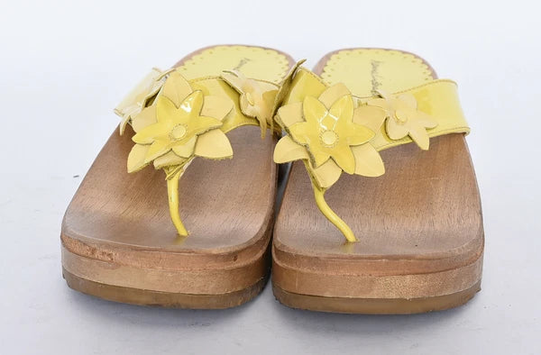 Hanna Andersson Womens Sz 39 Leather Yellow Flower Attache Wooden Heel Sandals