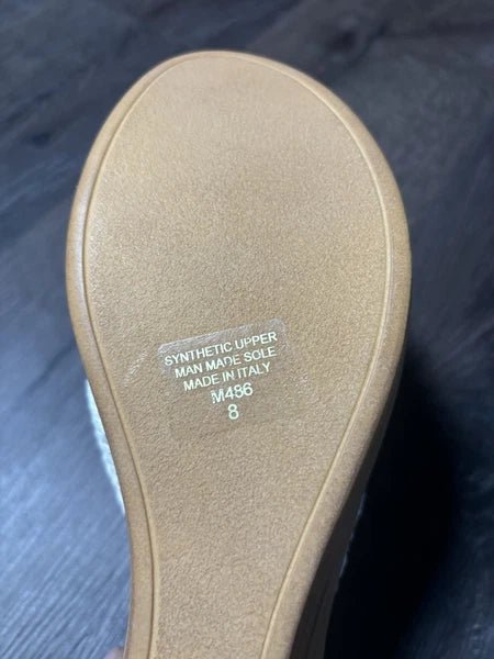 Women’s Italian Mila Paoli Fashion Flip Flops Size 8