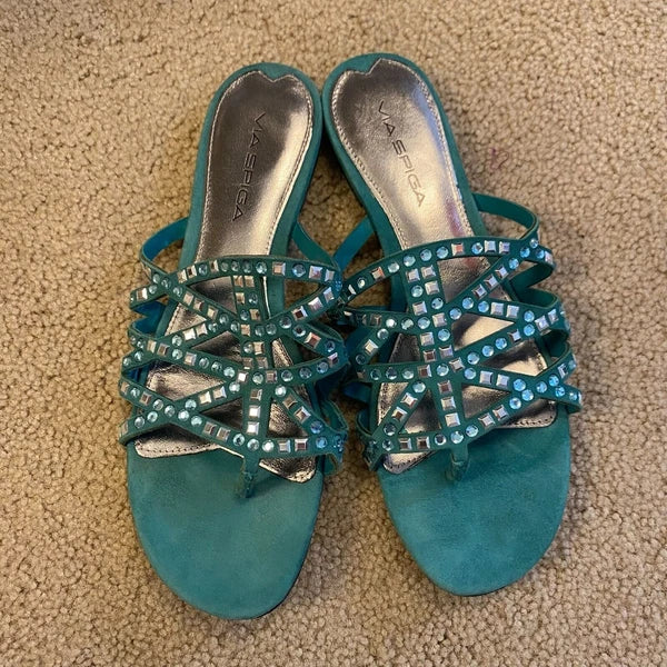 VIA SPIGA DUSTIN Green Suede Jeweled Designer Fashion Thongs Sandals 7.5/ $155
