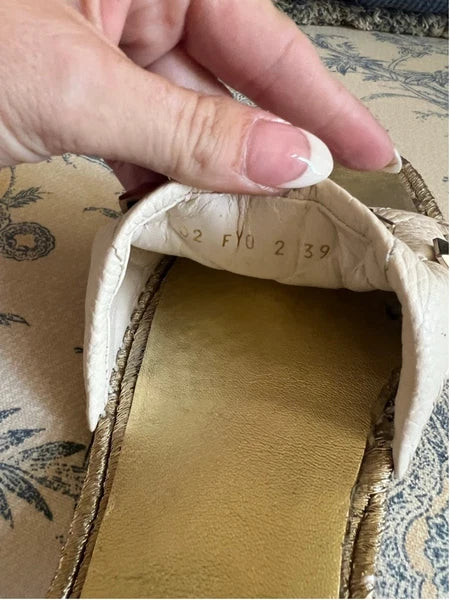 Women's Valentino Garavani Rockstud White Gold Espadrille Slides US 8.5