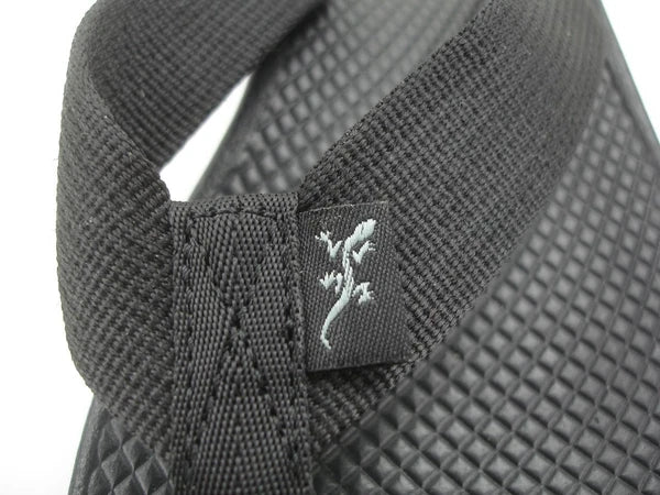 Women's sz 6 M Chaco Classic Flip Slip Slide Sandals Flat Solid Black Flat Thong