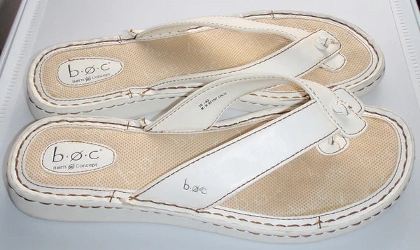 Women Sandels Worn White Size 10 Gently Broken In Used Flip Flop Style Cushioned